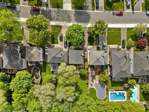 63 Westgate Boulevard Toronto ON M3H 1P1