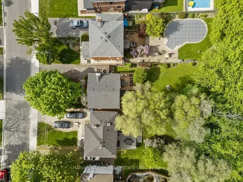 63 Westgate Boulevard Toronto ON M3H 1P1