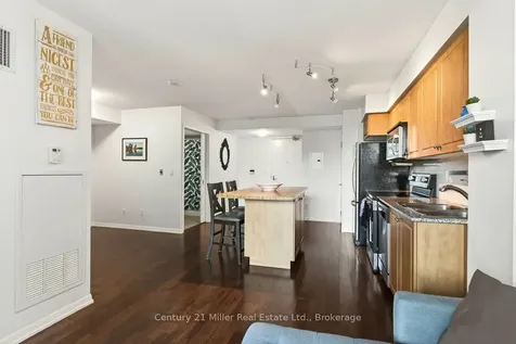 209 Fort York Boulevard Toronto ON M5V 4A1