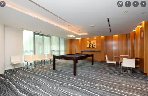 209 Fort York Boulevard Toronto ON M5V 4A1