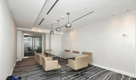209 Fort York Boulevard Toronto ON M5V 4A1