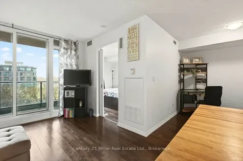 209 Fort York Boulevard Toronto ON M5V 4A1