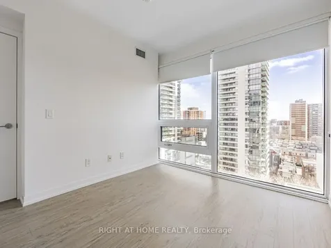 85 Wood Street Toronto ON M4Y 0E8