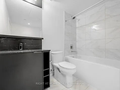 85 Wood Street Toronto ON M4Y 0E8