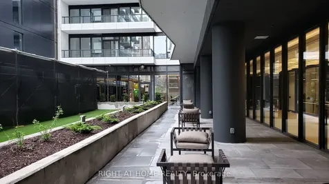 85 Wood Street Toronto ON M4Y 0E8