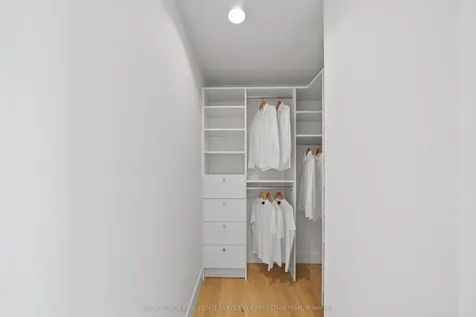 1414 Bayview Avenue Toronto ON M4G 0E2