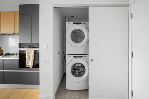 1414 Bayview Avenue Toronto ON M4G 0E2