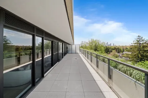 1414 Bayview Avenue Toronto ON M4G 0E2