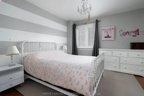 57 Burncrest Drive Toronto ON M5M 2Z4