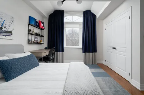 57 Burncrest Drive Toronto ON M5M 2Z4