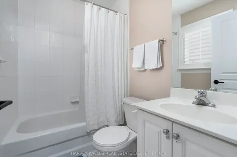 57 Burncrest Drive Toronto ON M5M 2Z4