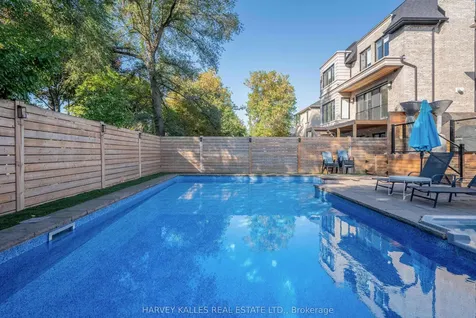 57 Burncrest Drive Toronto ON M5M 2Z4