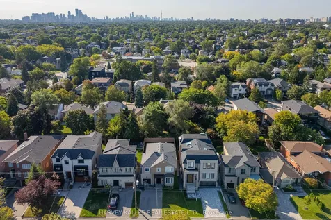 57 Burncrest Drive Toronto ON M5M 2Z4