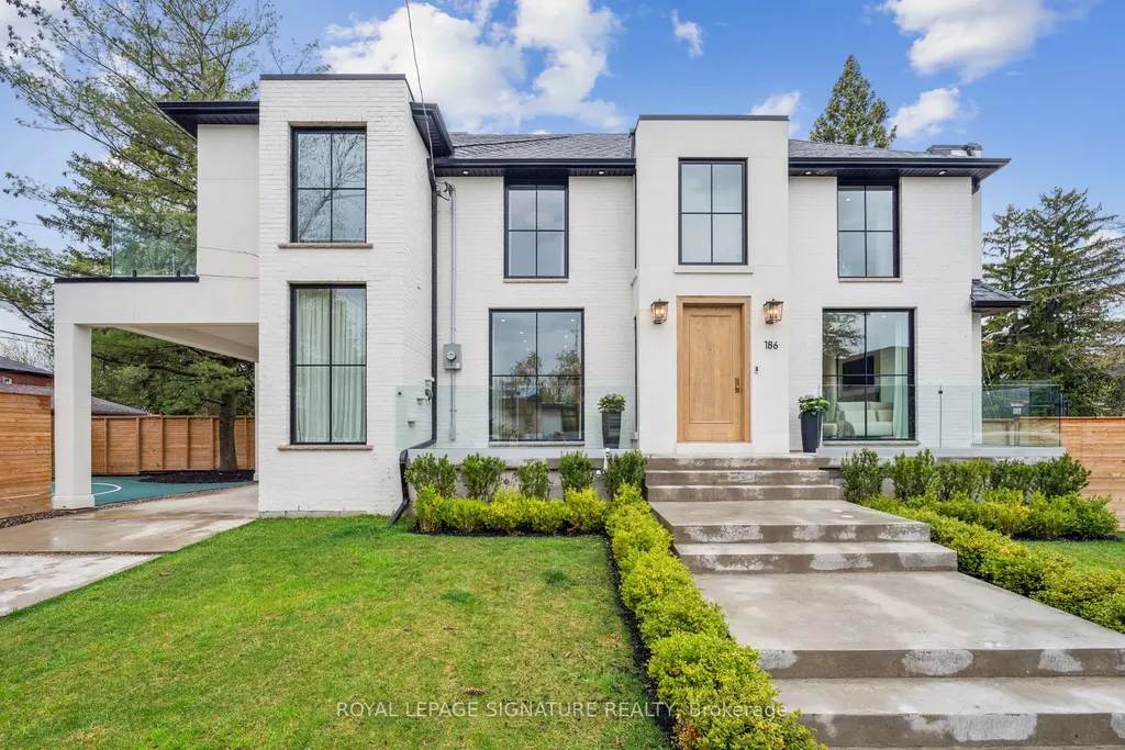 186 Humewood Drive Toronto ON M6C 2W9