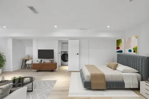 186 Humewood Drive Toronto ON M6C 2W9