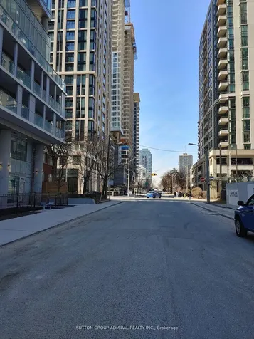 99 Broadway Avenue Toronto ON M4P 0E3