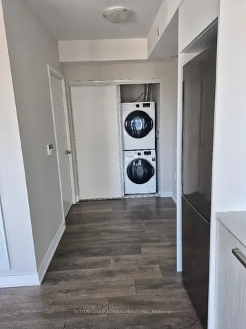 99 Broadway Avenue Toronto ON M4P 0E3