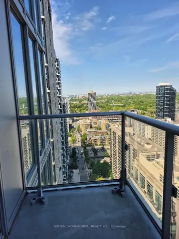 99 Broadway Avenue Toronto ON M4P 0E3