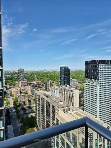 99 Broadway Avenue Toronto ON M4P 0E3
