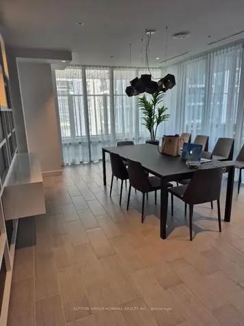 99 Broadway Avenue Toronto ON M4P 0E3