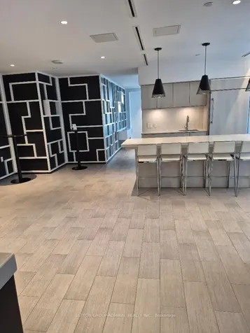 99 Broadway Avenue Toronto ON M4P 0E3