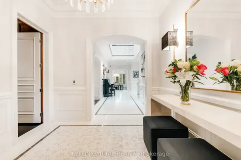 45 Gordon Road Toronto ON M2P 1E2