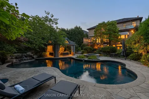 45 Gordon Road Toronto ON M2P 1E2