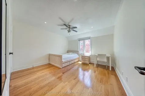 474 Hidden Trail N/a Toronto ON M2R 3R8