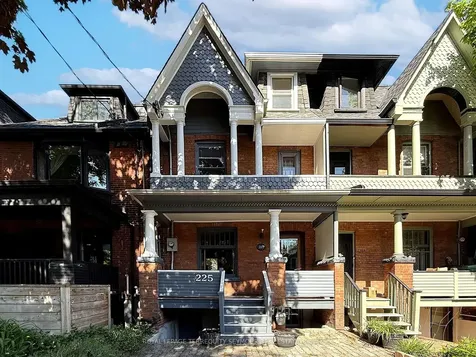 225 Howland Avenue Toronto ON M5R 3B7