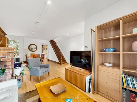 225 Howland Avenue Toronto ON M5R 3B7
