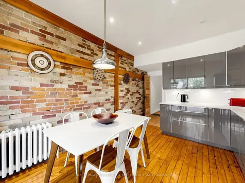 225 Howland Avenue Toronto ON M5R 3B7