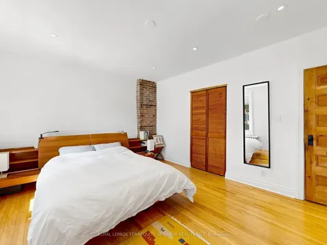 225 Howland Avenue Toronto ON M5R 3B7