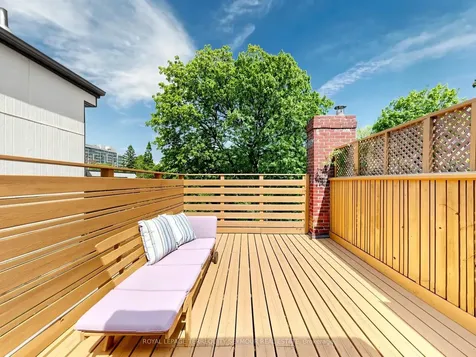 225 Howland Avenue Toronto ON M5R 3B7