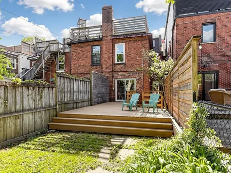225 Howland Avenue Toronto ON M5R 3B7