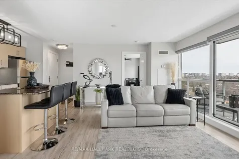 30 Herons Hill Way Toronto ON M2J 0A7