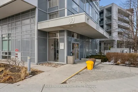 30 Herons Hill Way Toronto ON M2J 0A7
