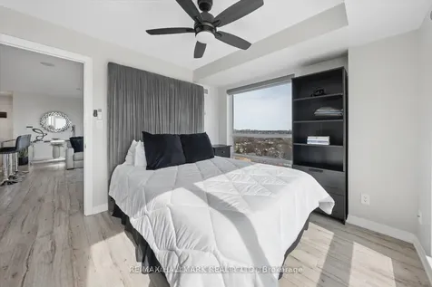 30 Herons Hill Way Toronto ON M2J 0A7