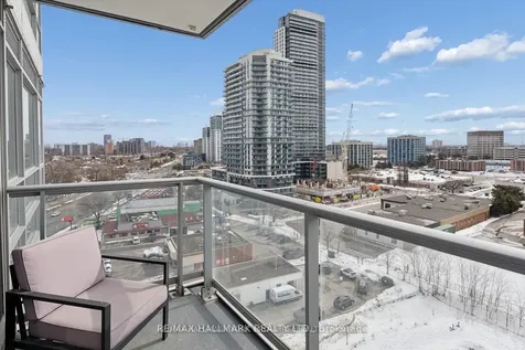 30 Herons Hill Way Toronto ON M2J 0A7