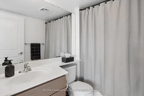 30 Herons Hill Way Toronto ON M2J 0A7