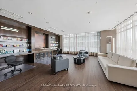 30 Herons Hill Way Toronto ON M2J 0A7