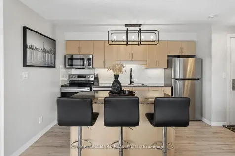 30 Herons Hill Way Toronto ON M2J 0A7