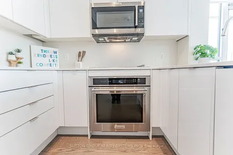 181 Bedford Road Toronto ON M5R 0C2