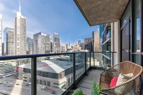 18 Harbour Street Toronto ON M6J 2Z6