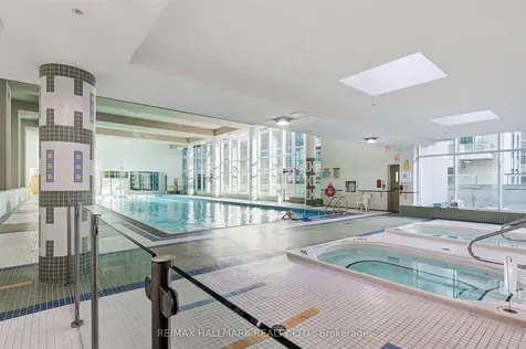 18 Harbour Street Toronto ON M6J 2Z6