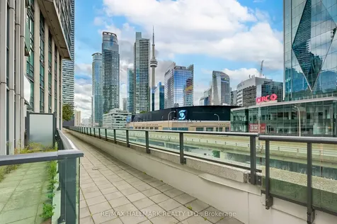 18 Harbour Street Toronto ON M6J 2Z6