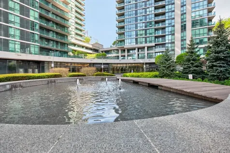 18 Harbour Street Toronto ON M6J 2Z6