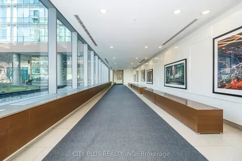 112 George Street Toronto ON M5A 2M5