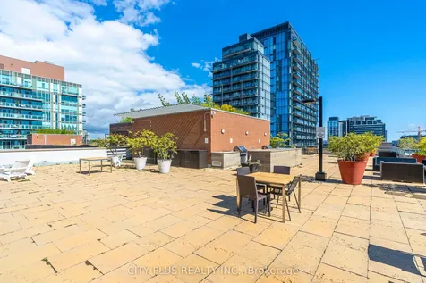 112 George Street Toronto ON M5A 2M5