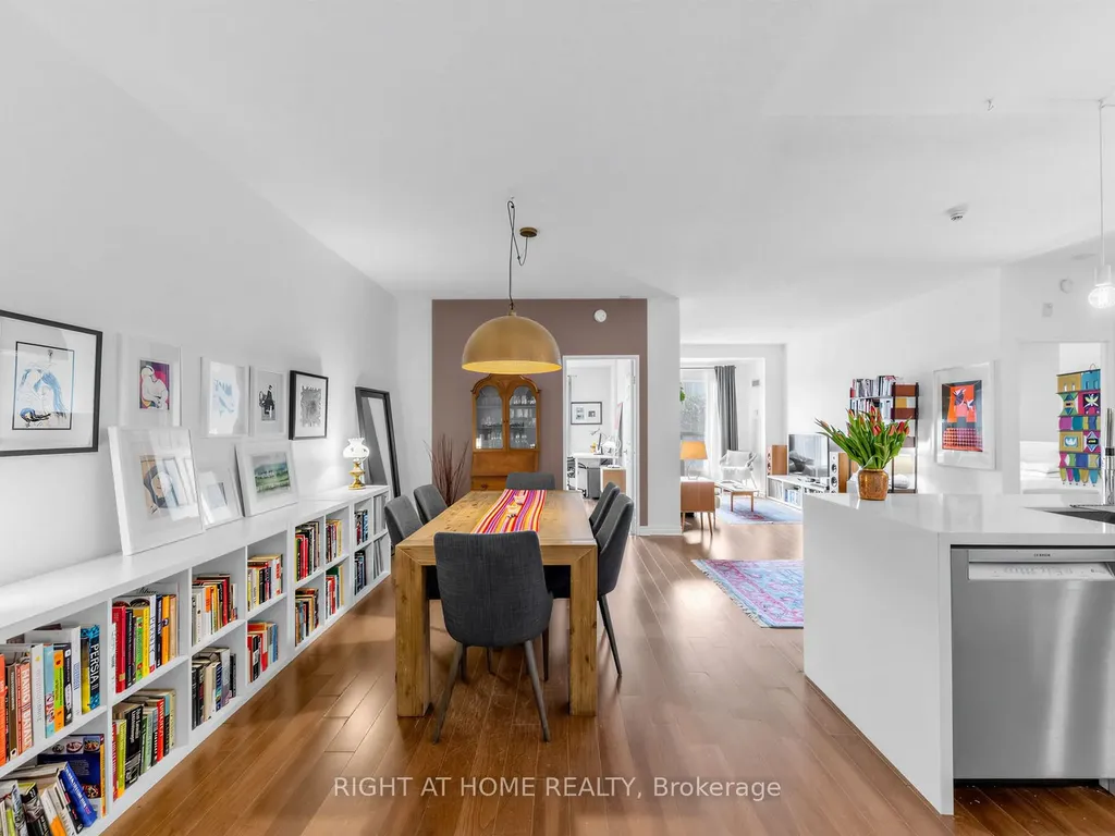 11 Christie Street Toronto ON M6G 4C3