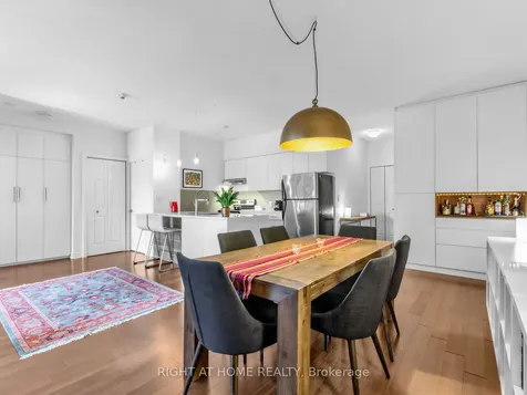 11 Christie Street Toronto ON M6G 4C3